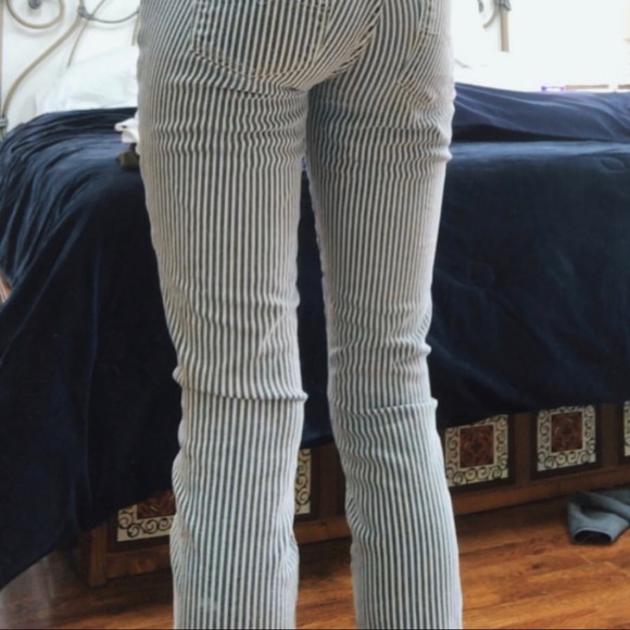 Jeans - Picture 2 of 2